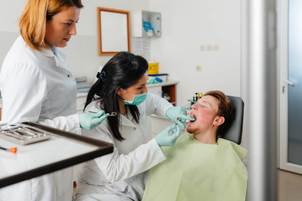 Best Emergency Dental Services for Seniors in Barrington Hls, IL